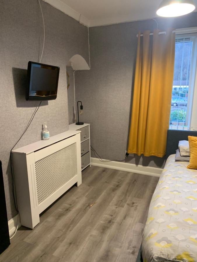 Nevis Rooms - Self Check In With Free Onsite Parking Inverlochy Eksteriør bilde
