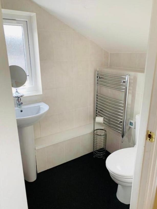 Nevis Rooms - Self Check In With Free Onsite Parking Inverlochy Eksteriør bilde